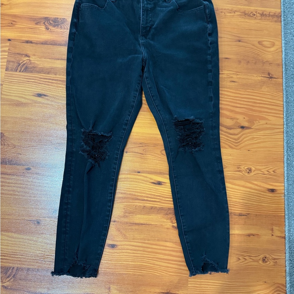 AE Distressed High-Rise Black DREAM JEAN Jegging